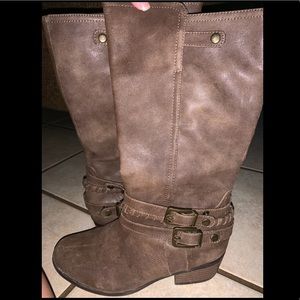 cute small heeled boots